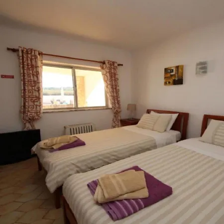 Casa Brybeg Holiday بيت للعطل *