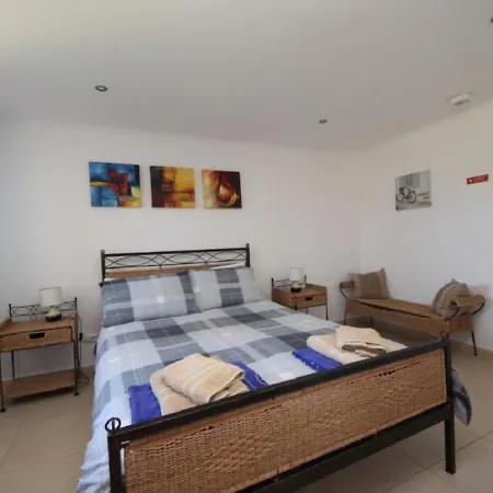 Casa Brybeg Holiday بيت للعطل *